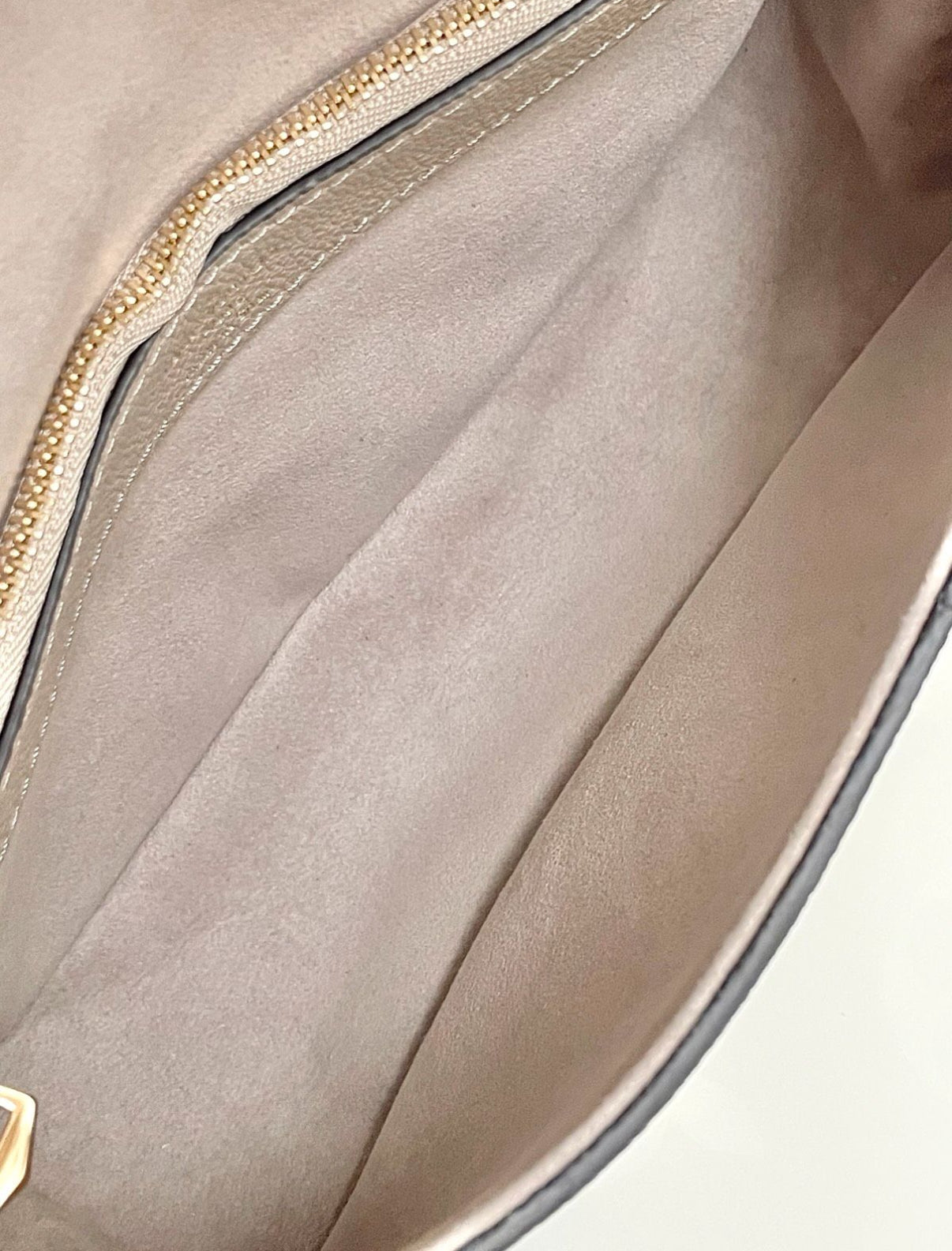 Louis Vuitton Diane Bag Tourterelle Cream Monogram Empreinte (M46583)