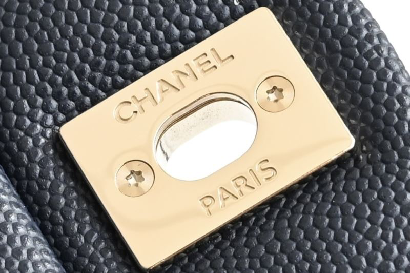 Chanel Classic Flap Bag Medium – Navy Blue Caviar Leather with Gold Hardware – Preloved Shoulder Bag 2025 collection