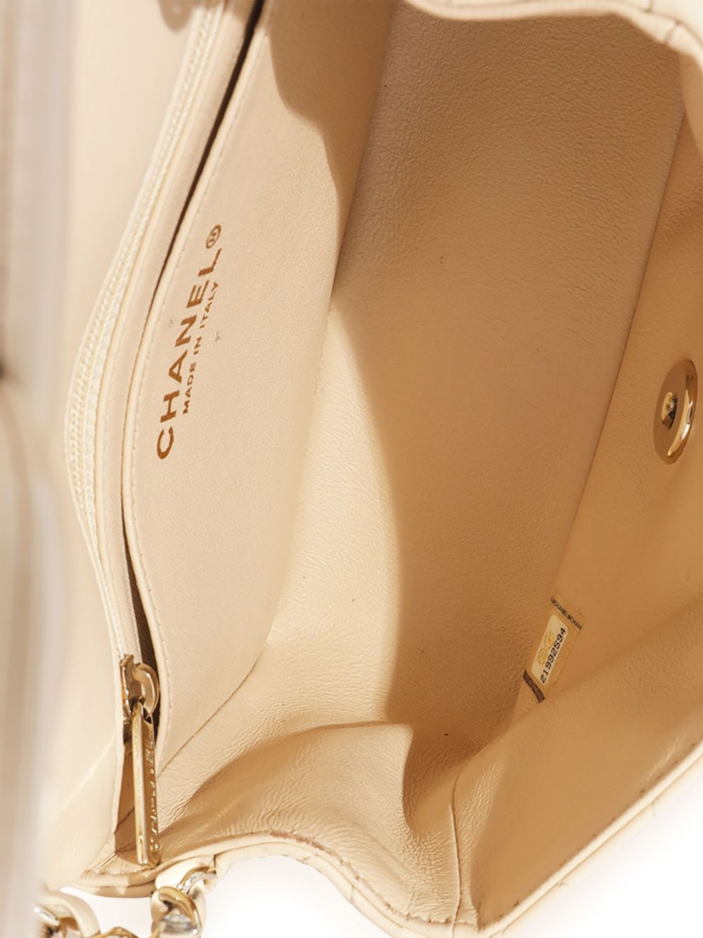 Chanel Classic Flap Crossbody Handbag White Cream Lambskin 2021 Medium