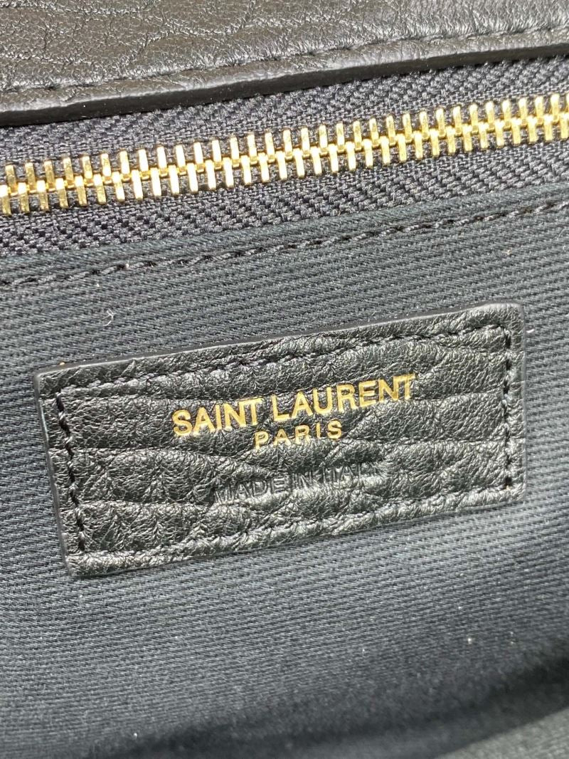 Saint Lauren CALYPSO MEDIUM IN GRAINED LAMBSKIN BLACK