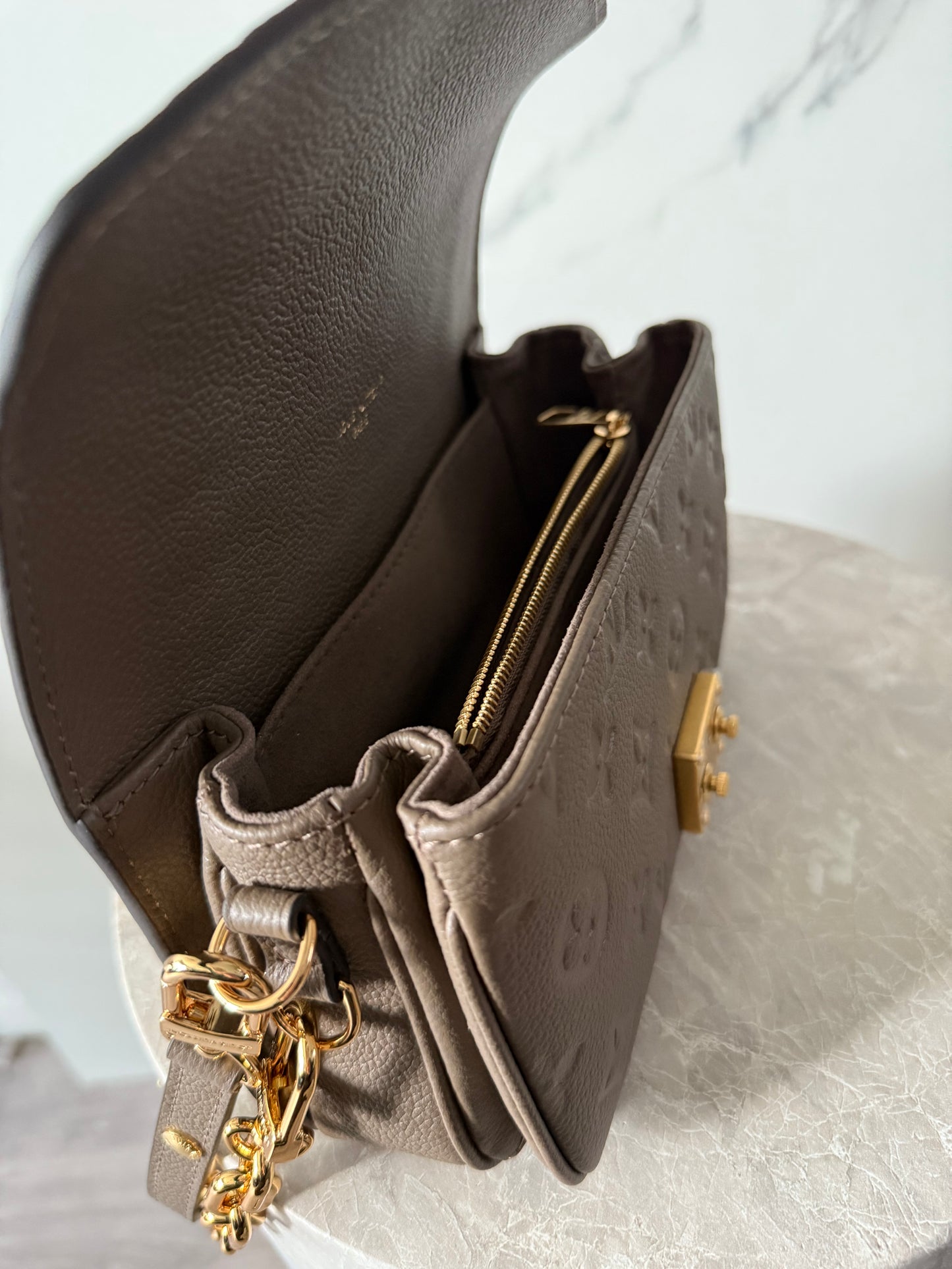 Louis Vuitton Pochette Metis wast west Smoke