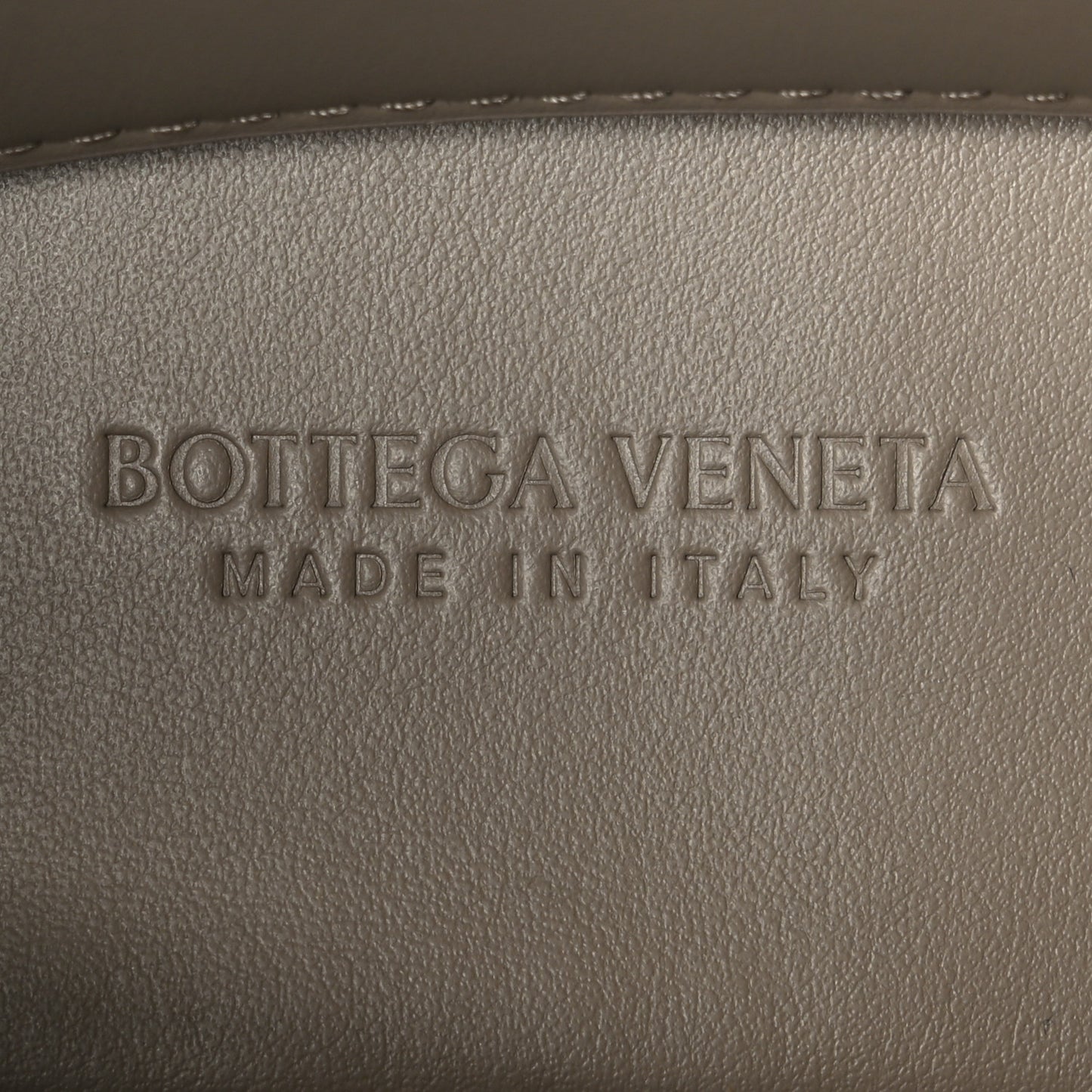 Bottega Veneta Mini Andiamo Shoulder Bag Limestone Grey Ostrich Gold Hardware – PRELOOV