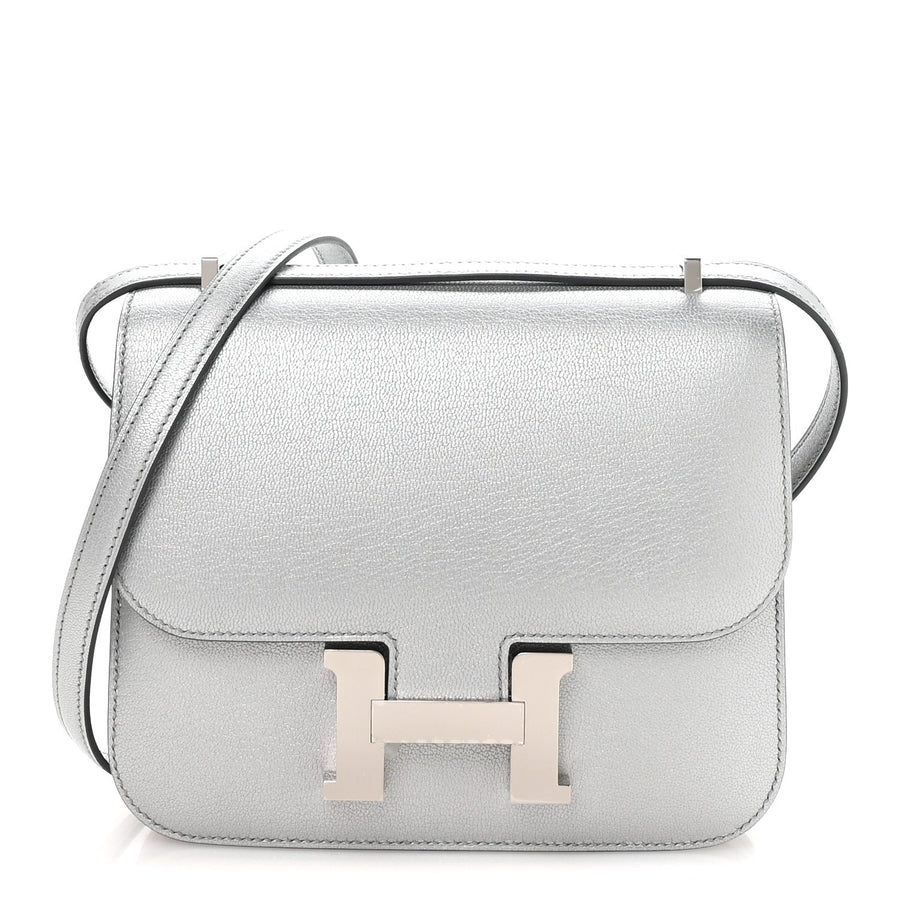 Hermès Metallic Chevre Chamkilight Constance 18 Argent | PRELOOV