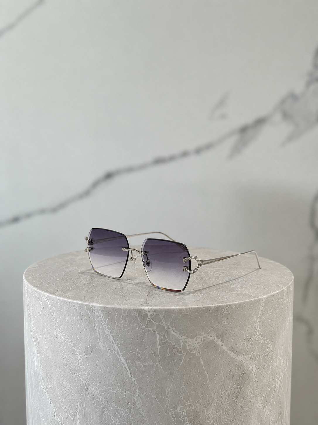 Cartier C de Cartier Rimless Sunglasses Silver Grey Gradient – PRELOOV