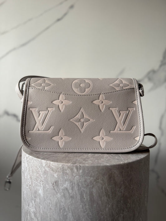 Louis Vuitton Diane dames tas schoudertas Brume Quartz