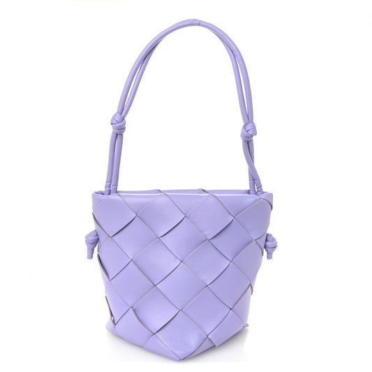 Bottega Veneta Nappa Maxi Intrecciato Clasp Bucket Bag Wisteria 2026 PRELOOV foto 1