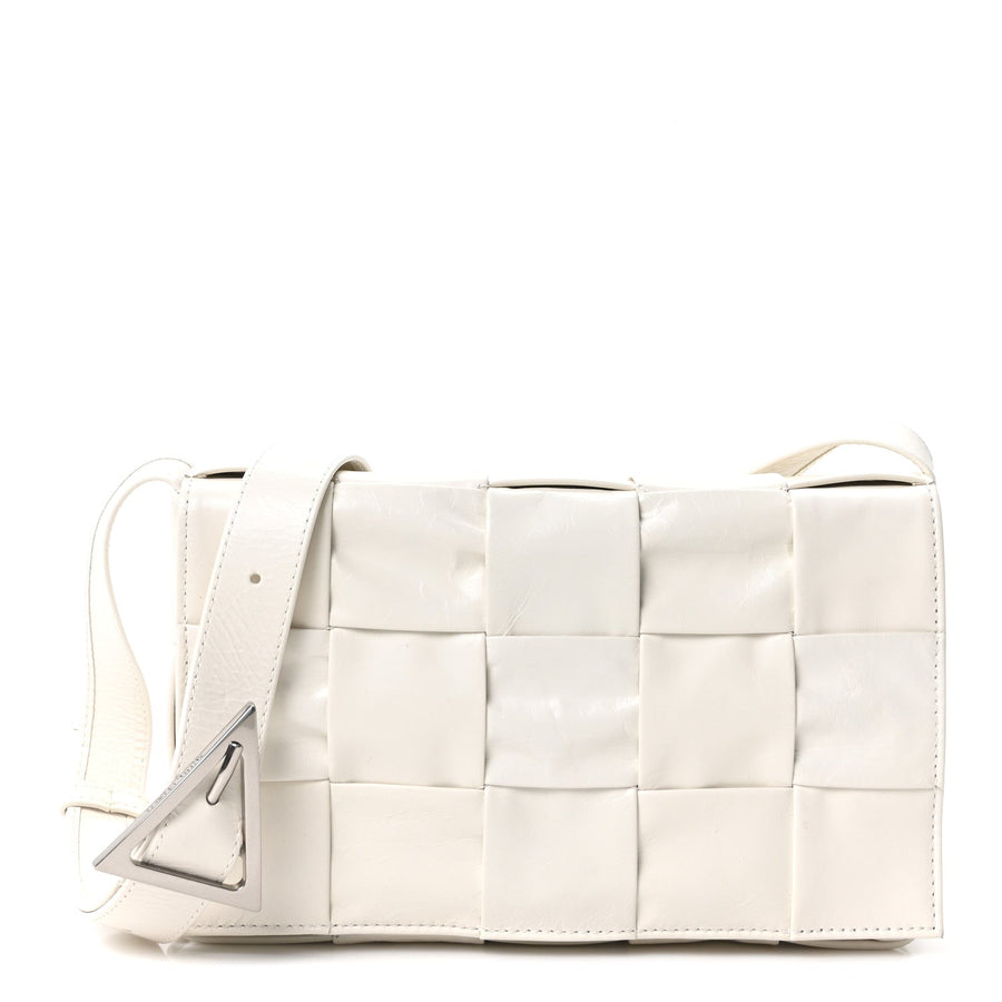 Bottega Veneta Patent Maxi Intrecciato Cassette Crossbody Bag White 2026 PRELOOV