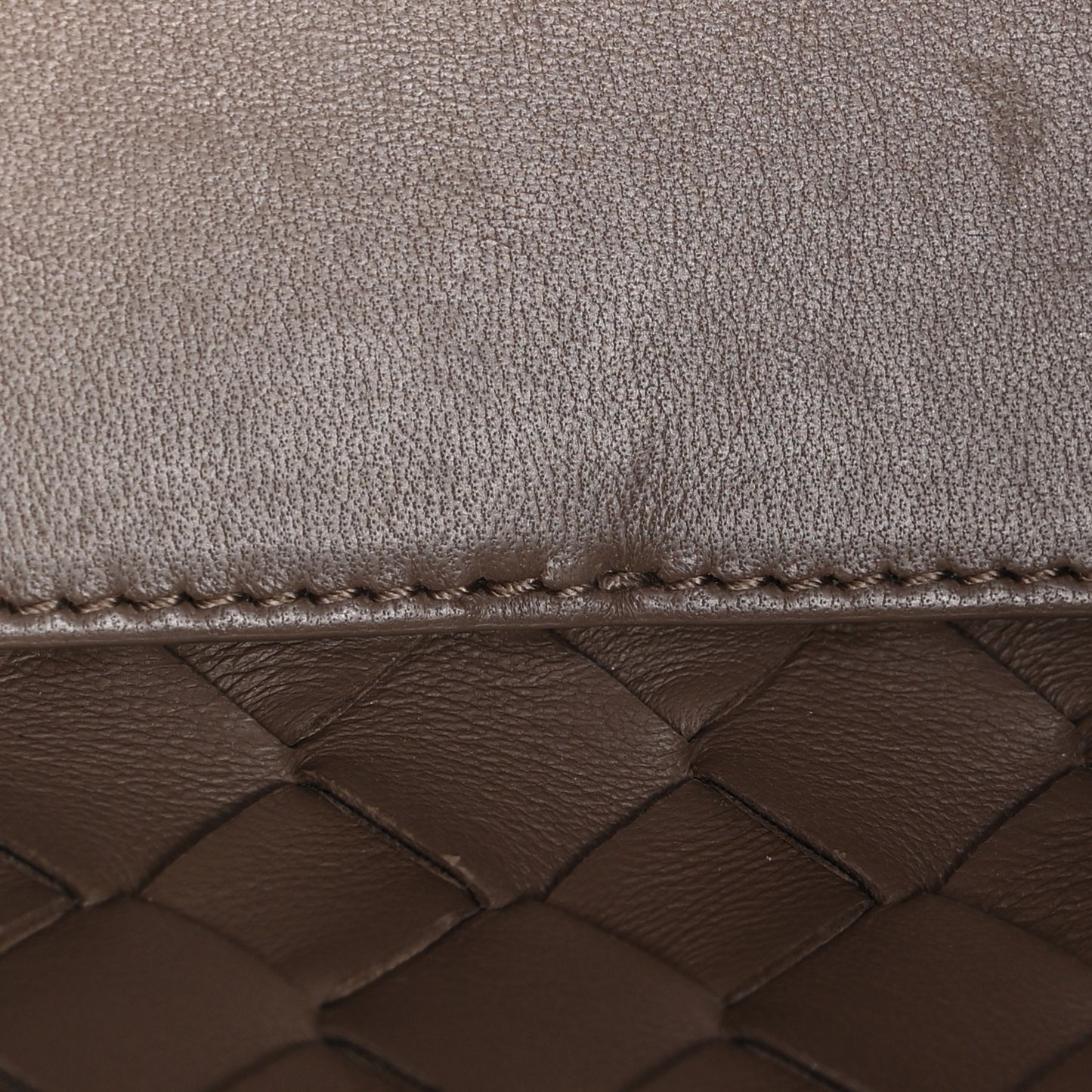 Bottega Veneta Small Andiamo Shoulder Bag Pinecone Brown Nappa Intrecciato Gold Knot – PRELOOV
