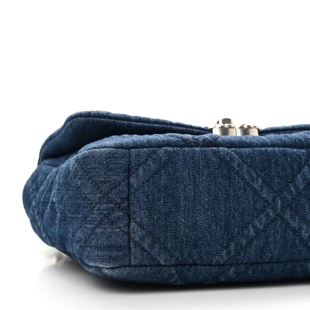 Chanel 19 Flap Bag Blue Denim Quilted Medium – PRELOOV