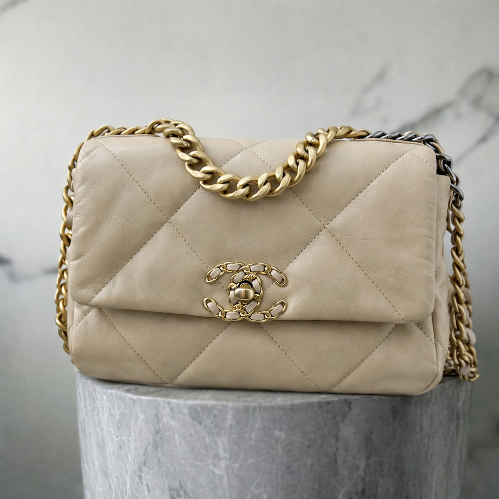 Chanel 19 Flap Bag Cream Gold Hardware Small – PRELOOV 2025