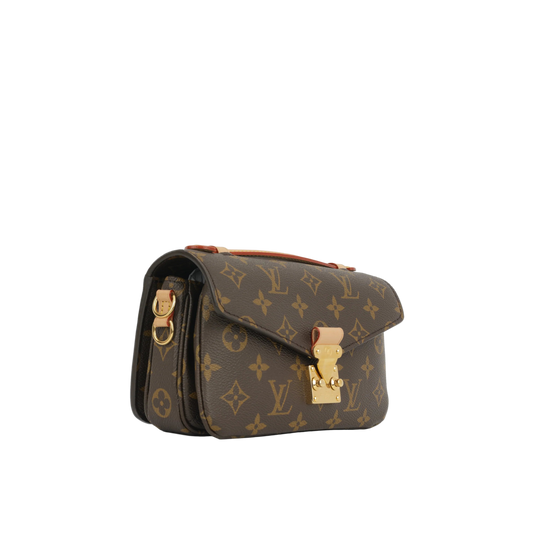 Louis Vuitton pochette metis east west monogram