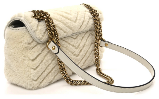 Gucci Marmont Tas Dames – Small Schoudertas Matelassé Wol Oud-Wit • Preloved