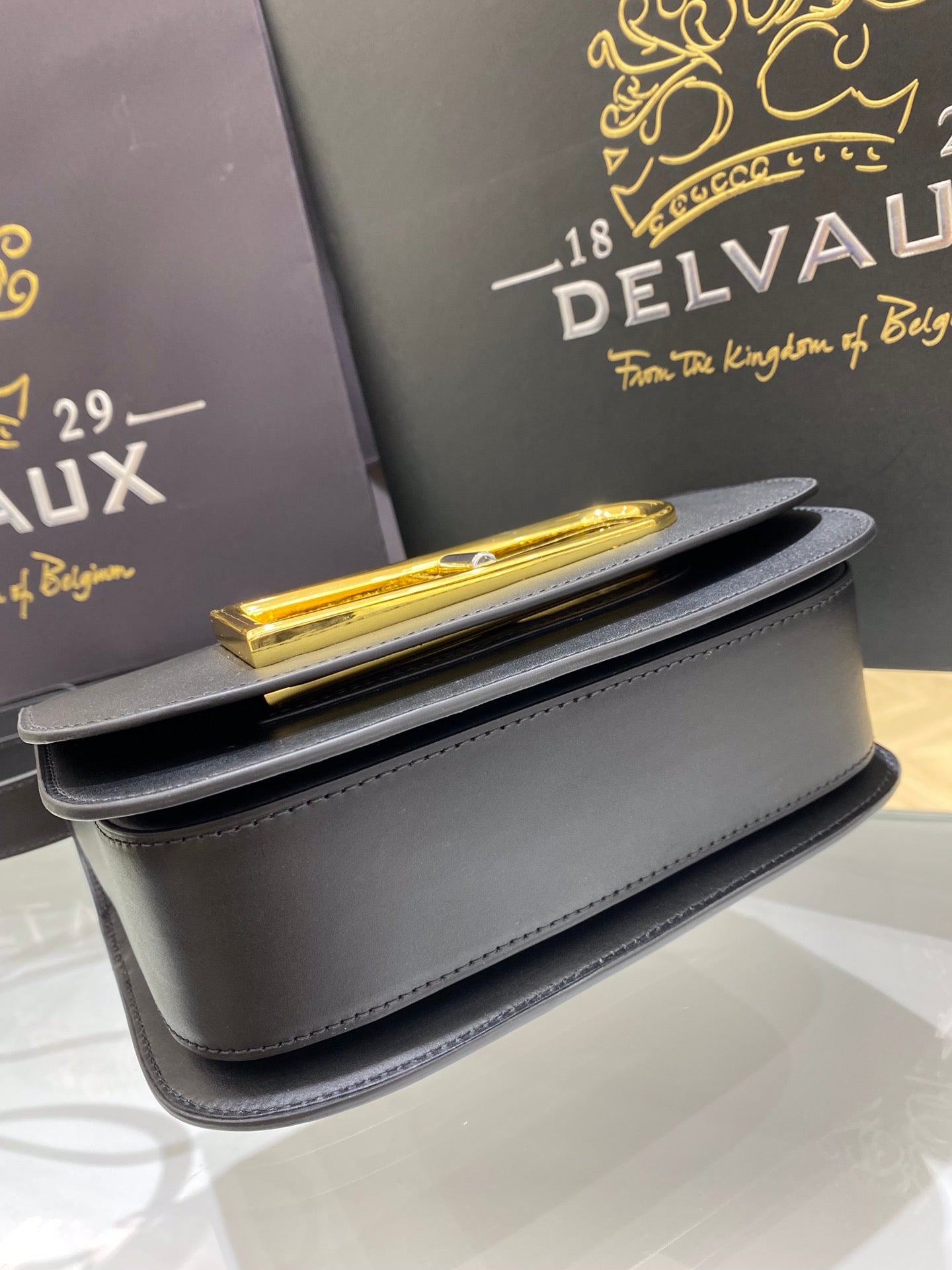 Delvaux Lingot Olen Calf black