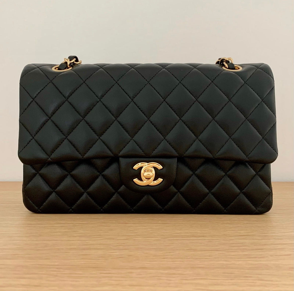 CHANEL TIMELESS CLASSIC DOUBLE FLAP CAVIAAR LEDER