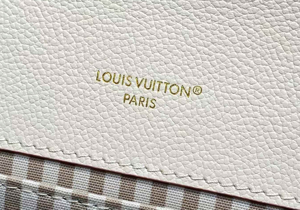 Louis Vuitton Pochette Metis Monogram Empreinte Eden M14977
