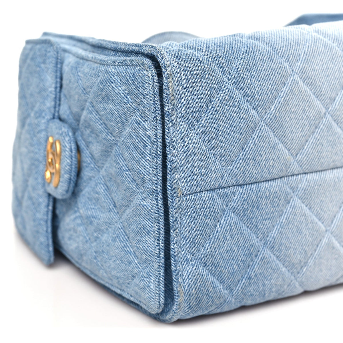 Chanel Washed Denim Quilted Small Chanel 25 Handbag Blue 2026 – PRELOOV