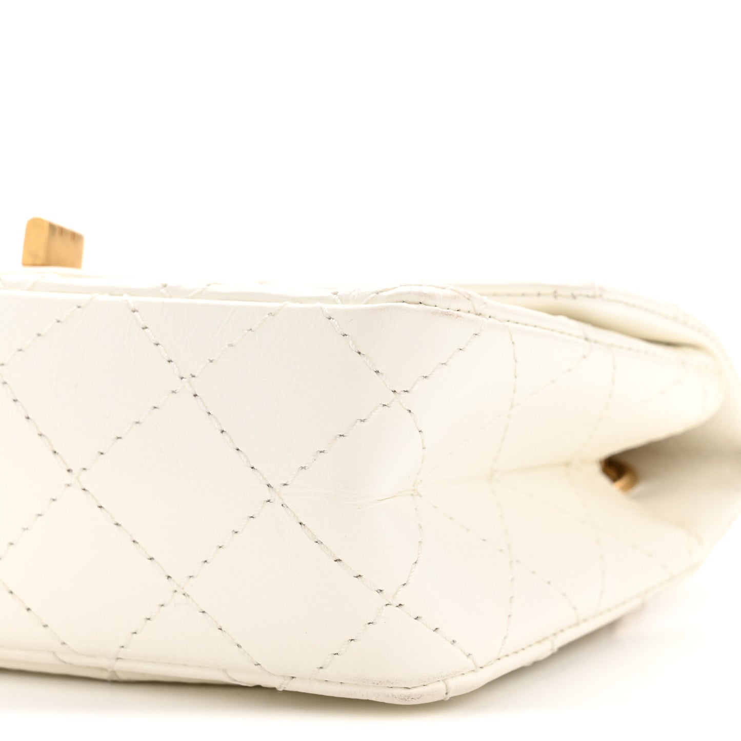 Chanel 2.55 Reissue Mini Flap Bag White Aged Calfskin Quilted 2026 image 5 – PRELOOV